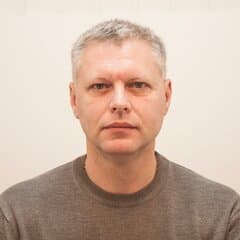 Павел Назаренко