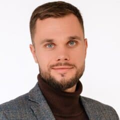 Илья Покуль