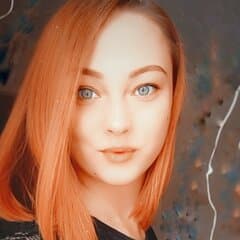 Анна Коробова